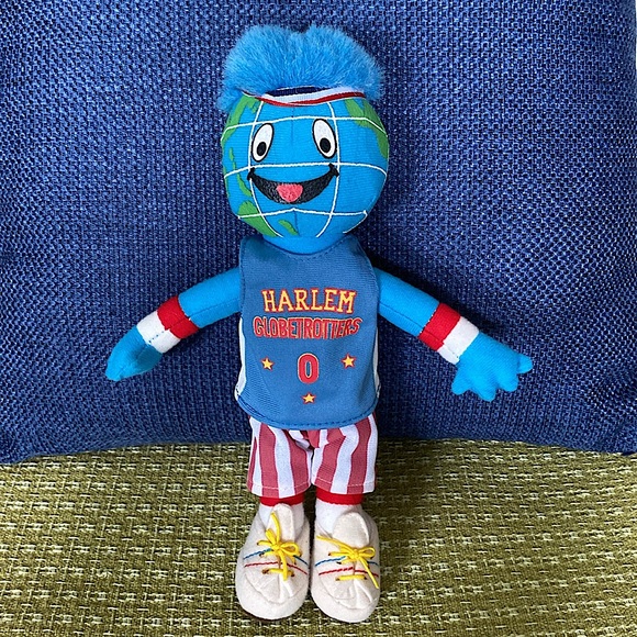 Vintage GLOBIE #0 HARLEM GLOBETROTTERS Plush Basketball Mascot - Picture 1 of 11